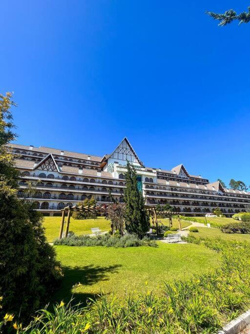 Apartment Luxo Quatre Saisons Campos do Jordao